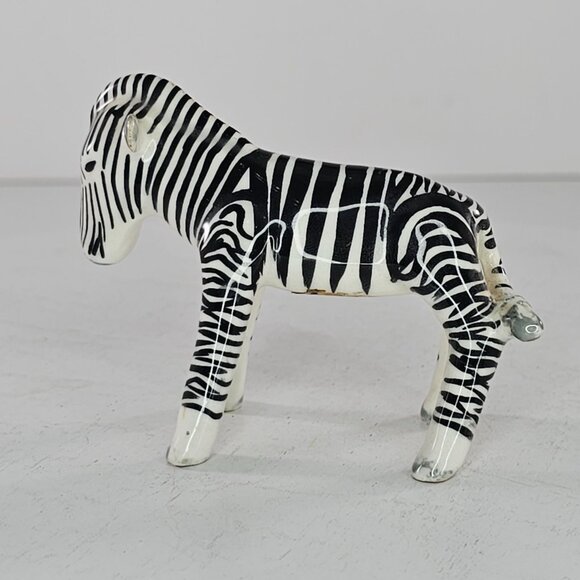 Vintage Zebra Figurine Gray Nose Hooves Estate Find Unique - Picture 5 of 10